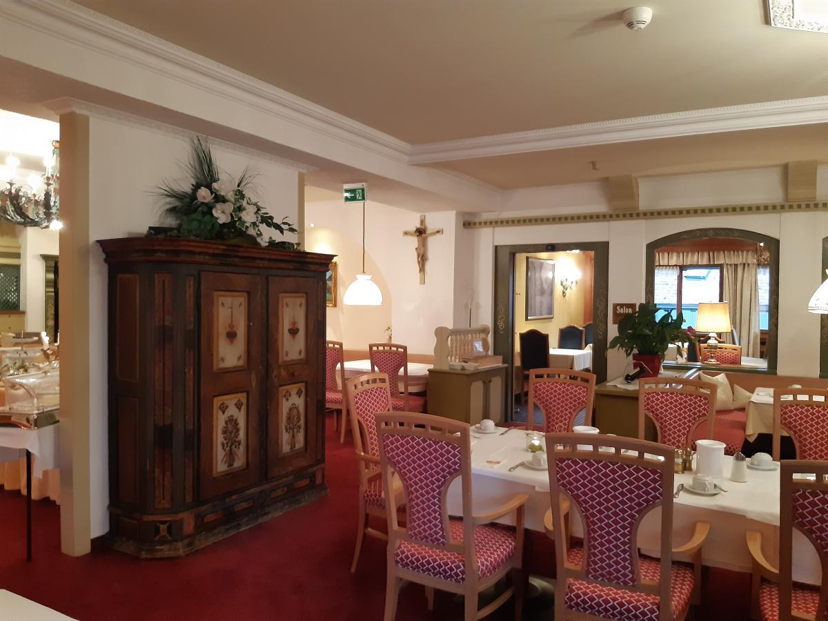 Frühstück im Löwenhotel in Alberschwende